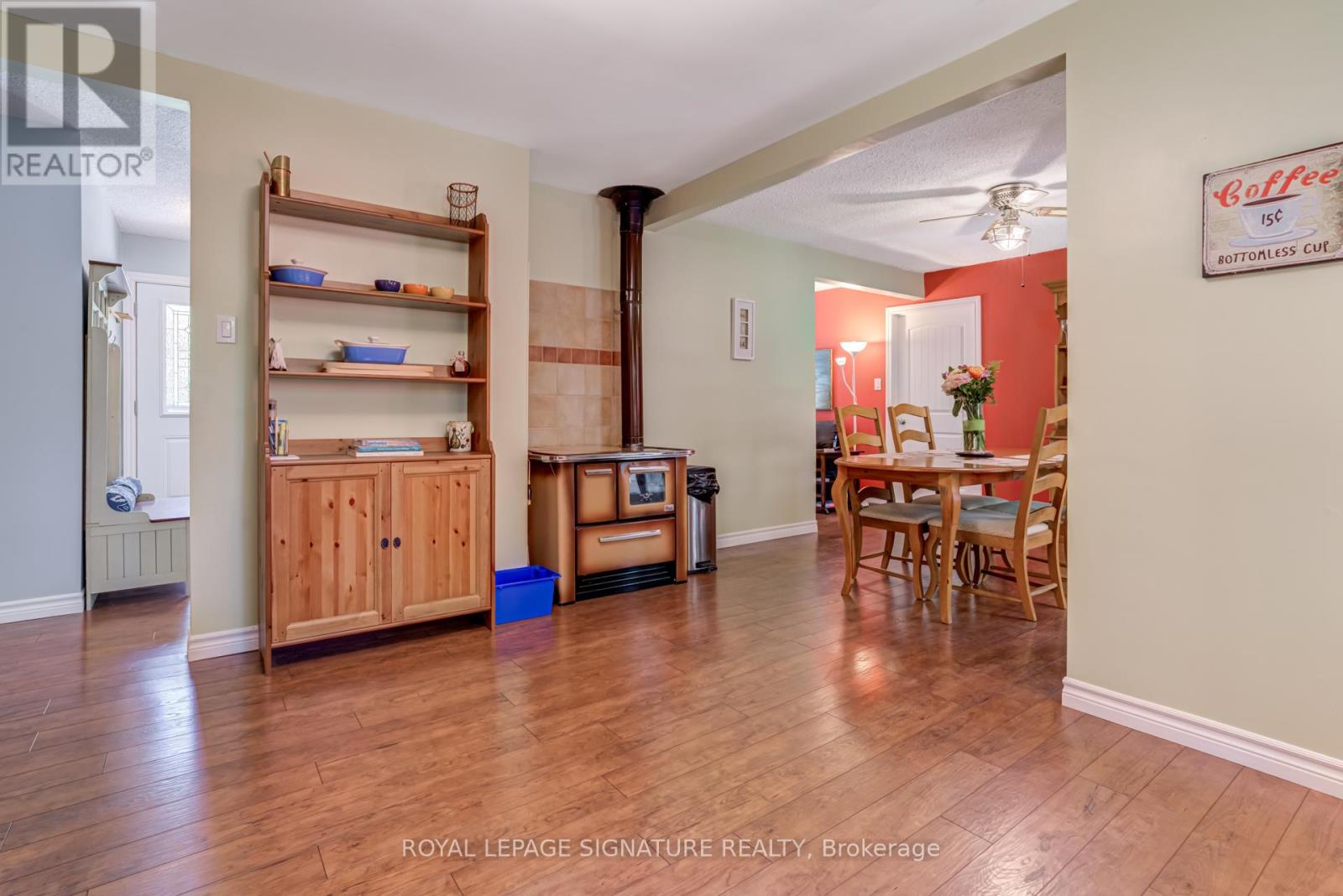 107 Nicole Boulevard Property Photo 16