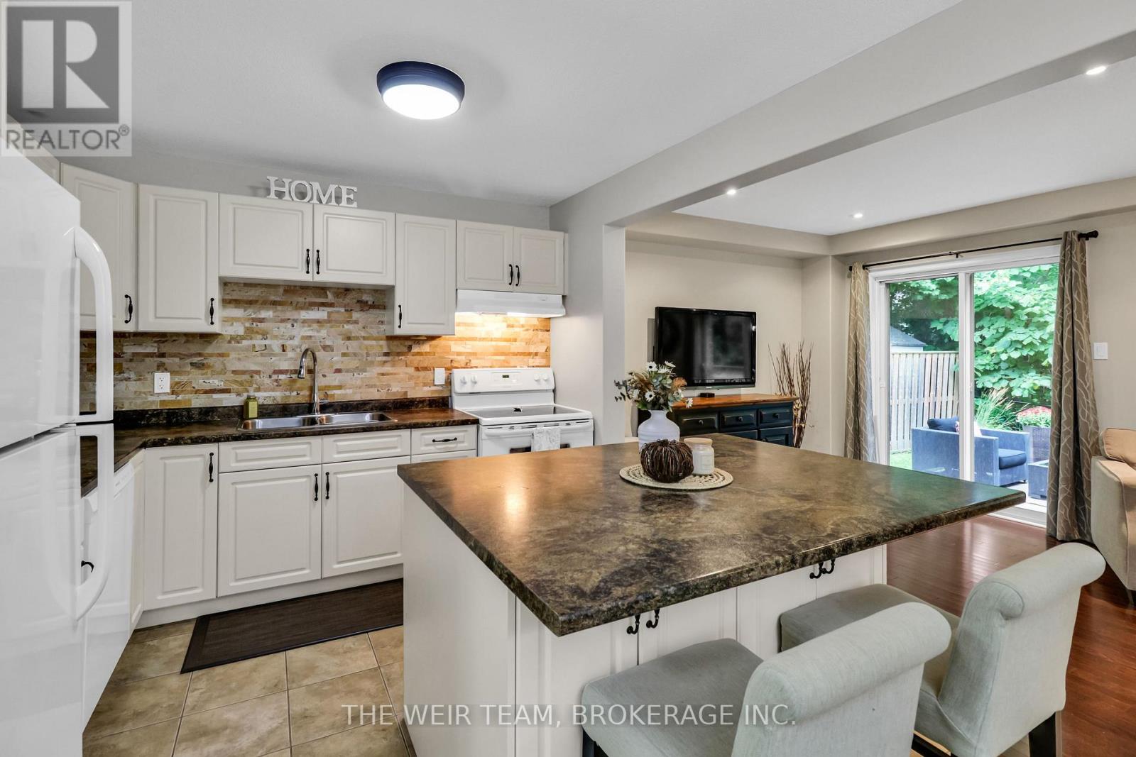 1018 Cook Drive Property Photo 17