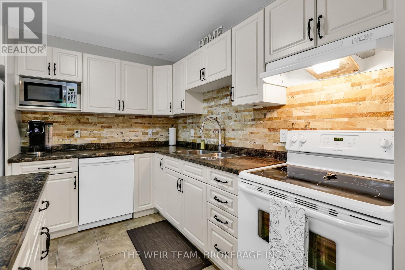 1018 Cook Drive Property Photo 18