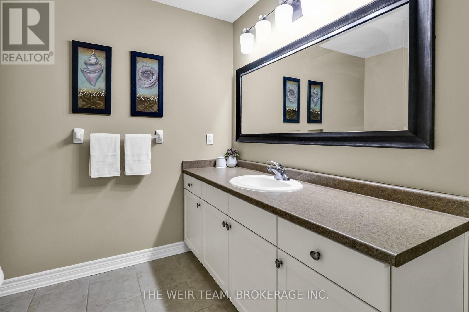 1018 Cook Drive Property Photo 34