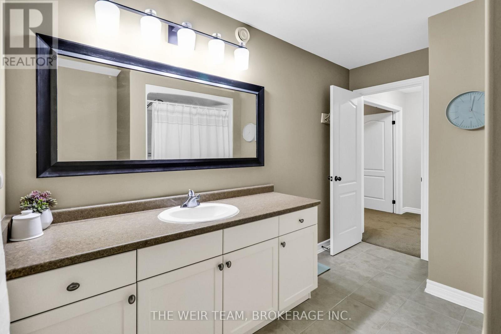 1018 Cook Drive Property Photo 35