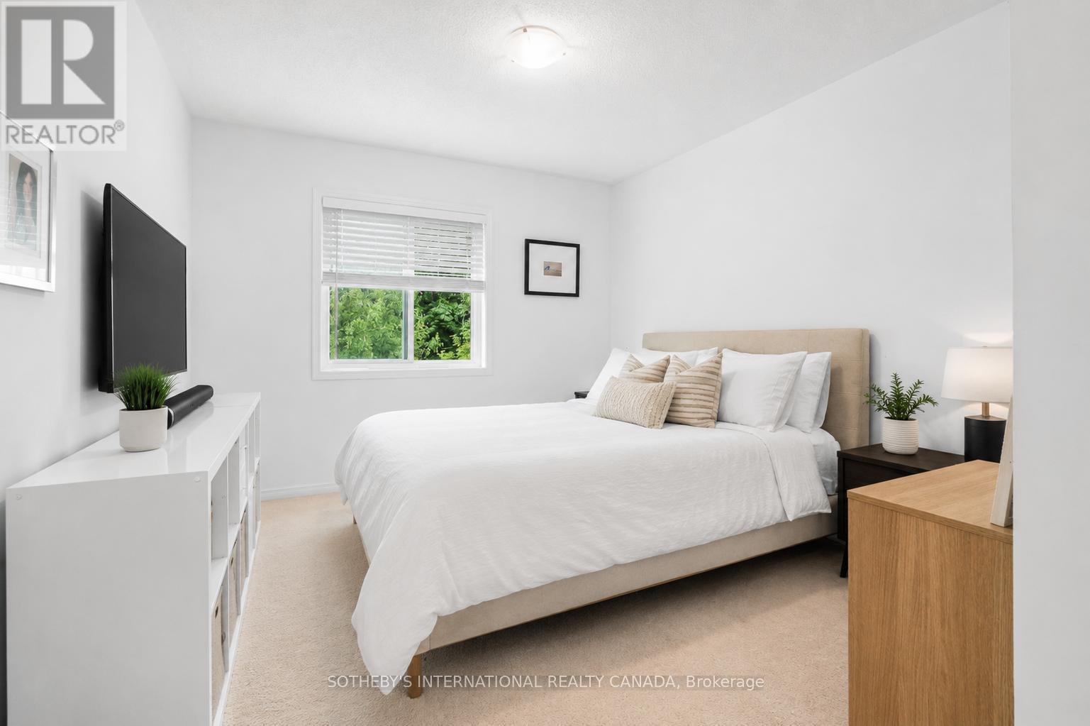 77 Franks Way Property Photo 9