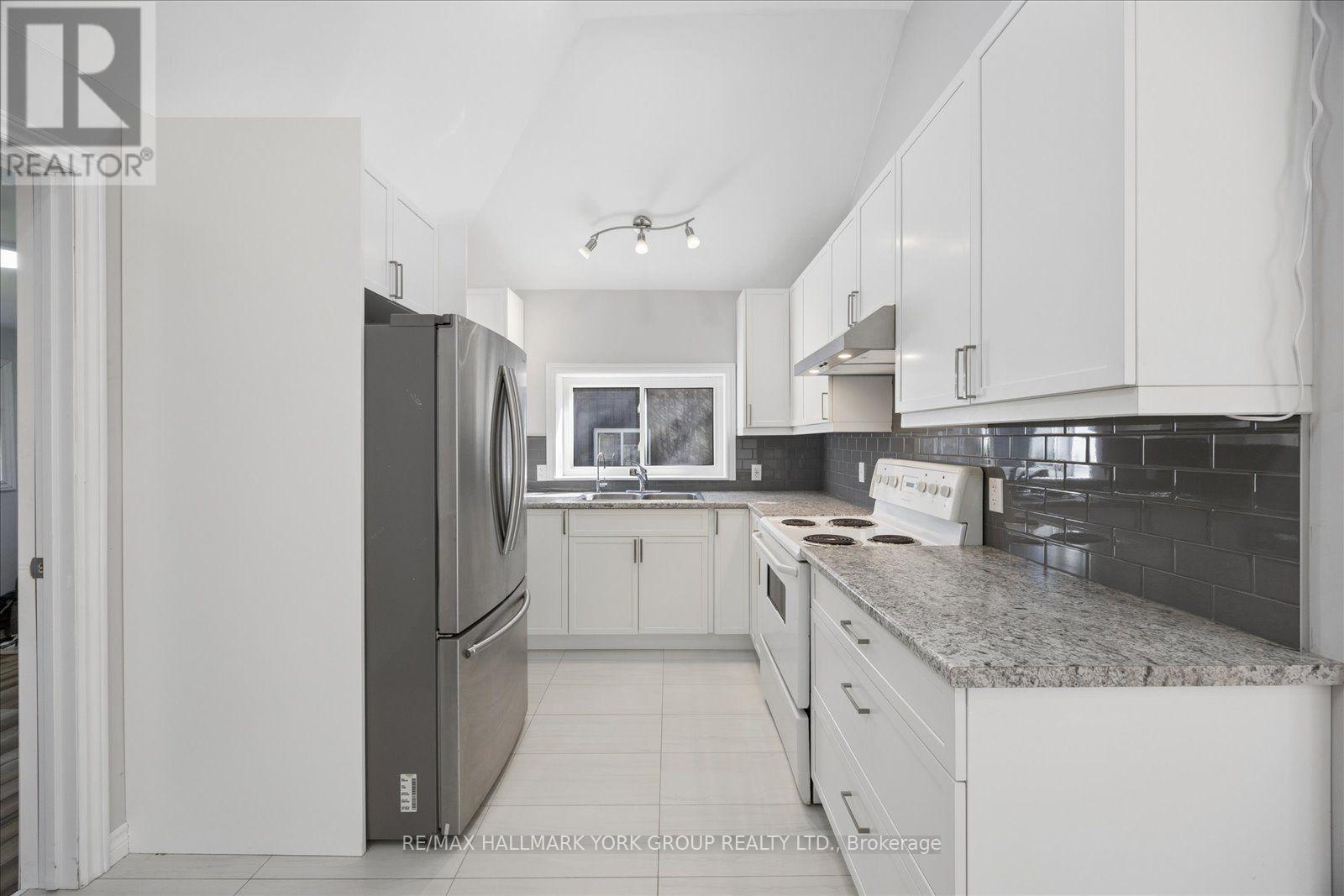 2511 Talbot Lane Property Photo 13