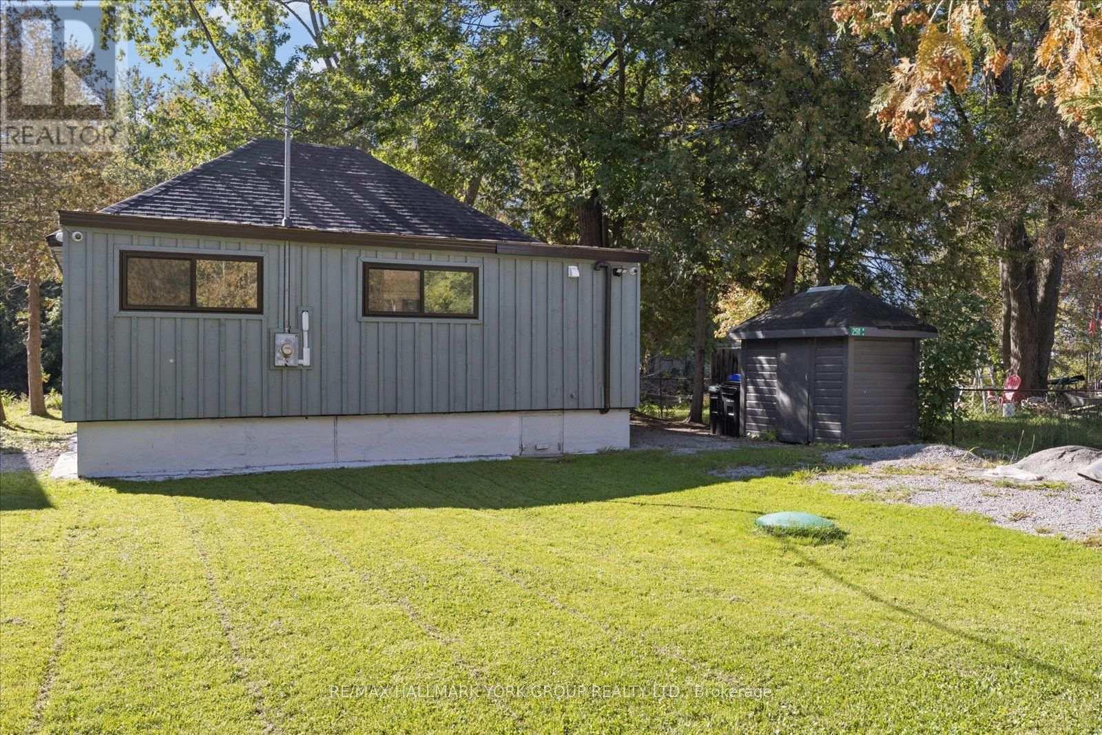 2511 Talbot Lane Property Photo 30
