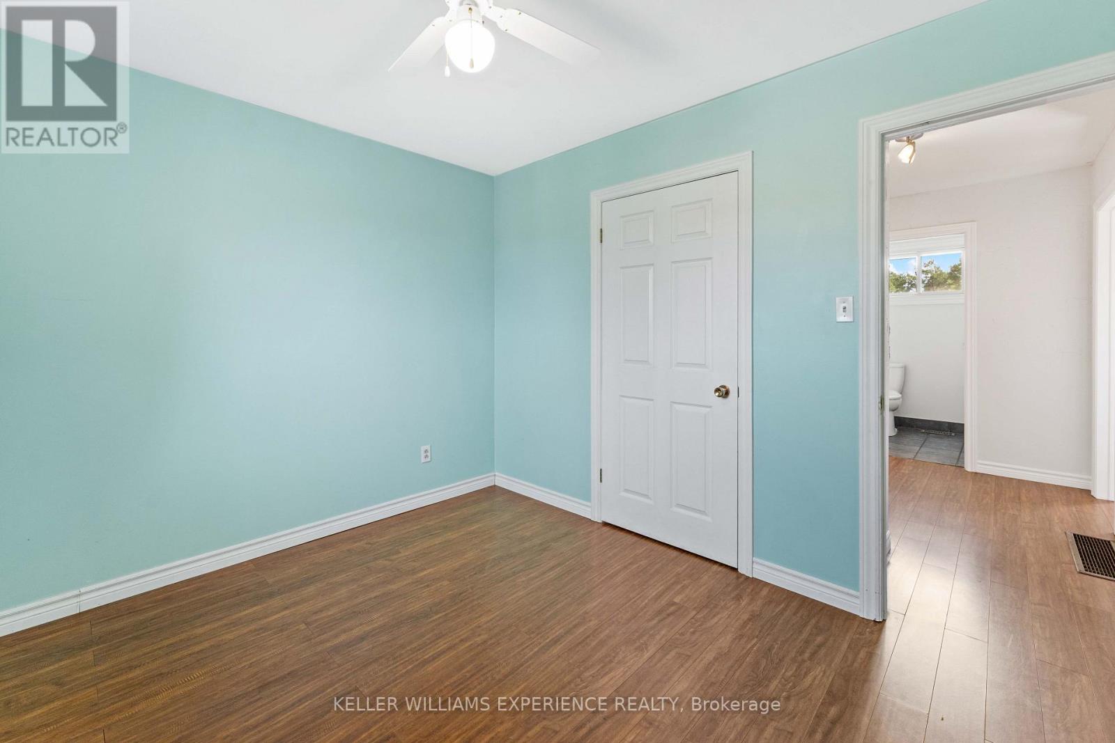 2341 Sunnidale Road Property Photo 13