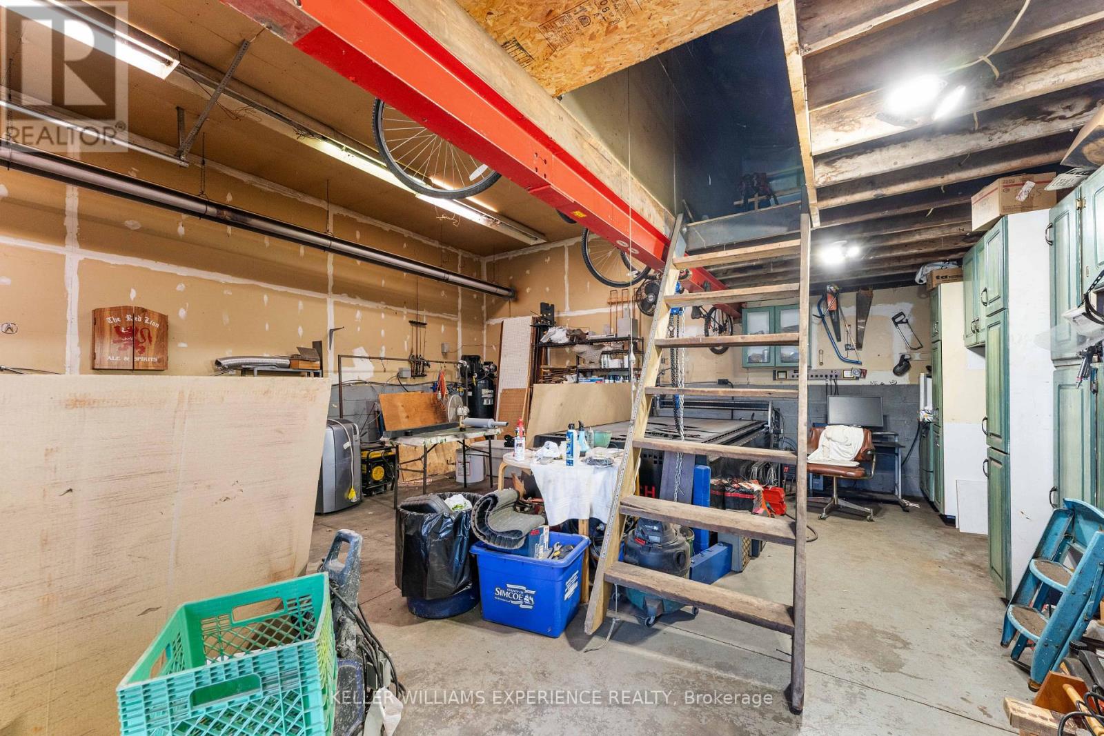 2341 Sunnidale Road Property Photo 25