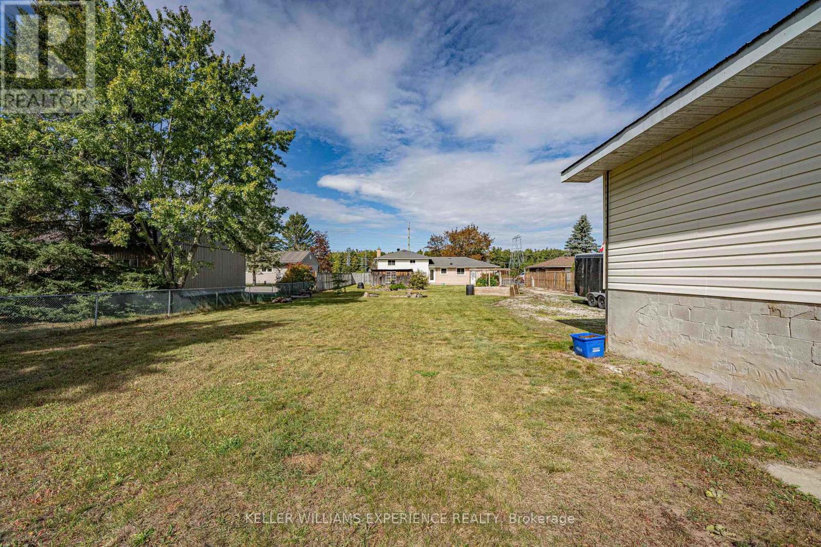 2341 Sunnidale Road Property Photo 26