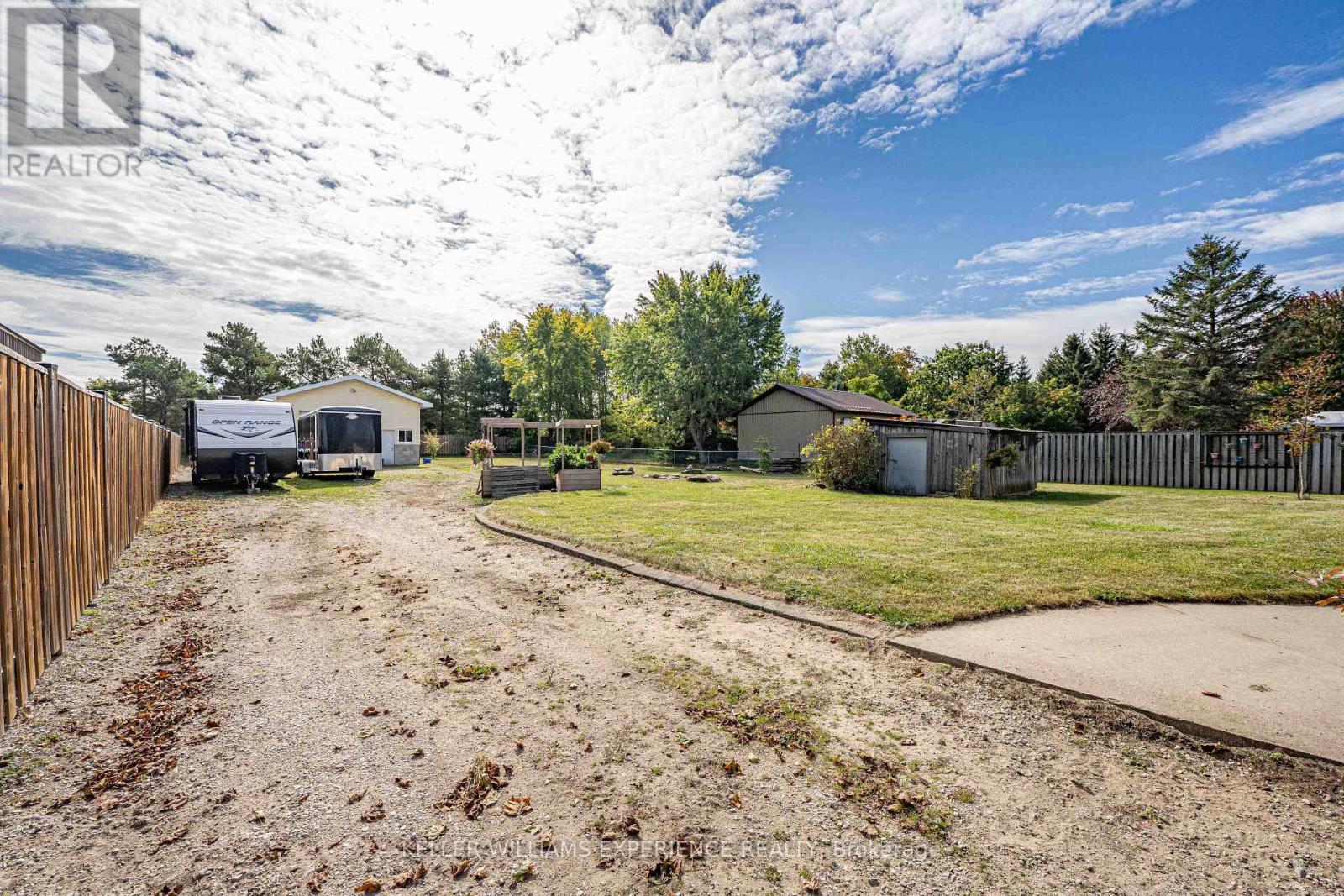 2341 Sunnidale Road Property Photo 27