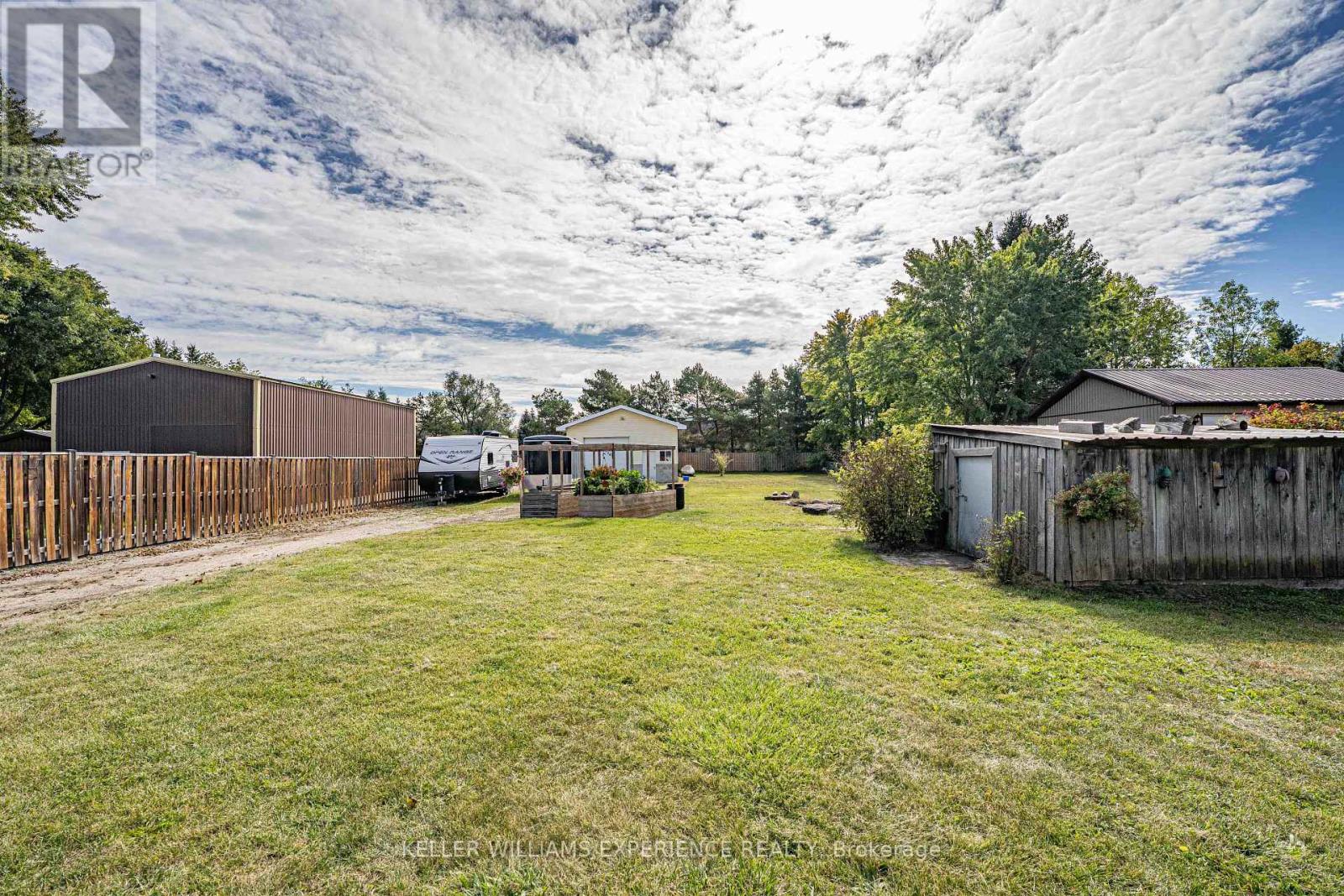 2341 Sunnidale Road Property Photo 28