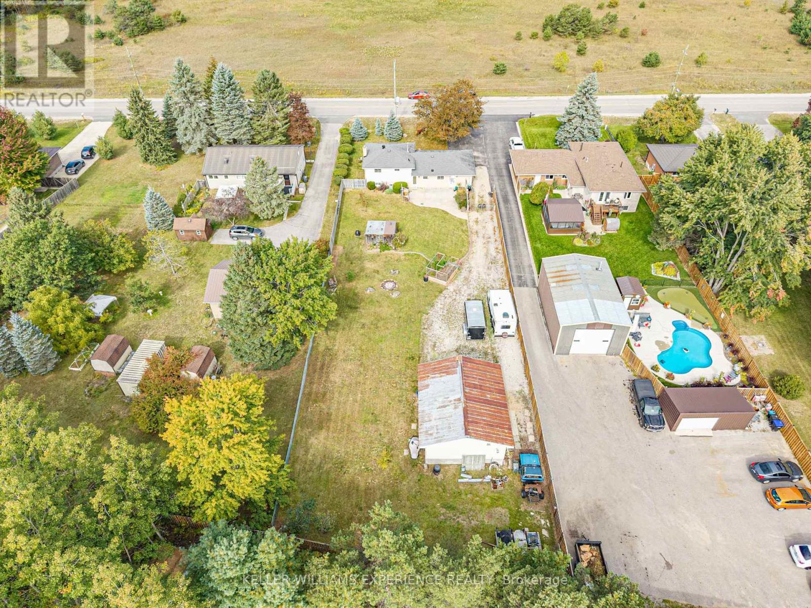 2341 Sunnidale Road Property Photo 33