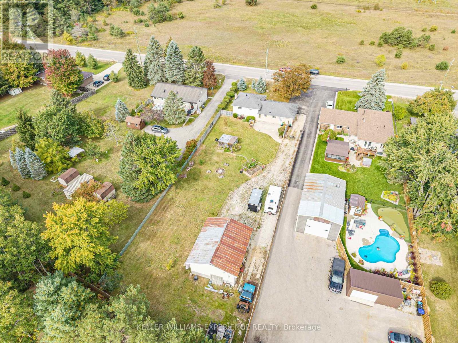 2341 Sunnidale Road Property Photo 34