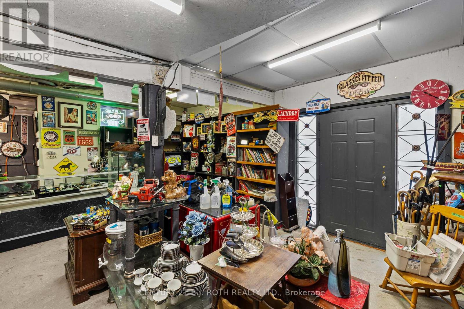 Unit 3 - 1285 Bayfield Street N Property Photo 5