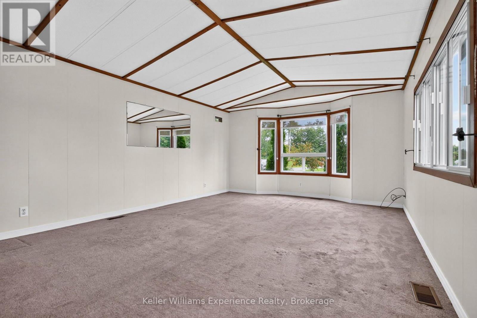 45 Northland Drive Property Photo 18