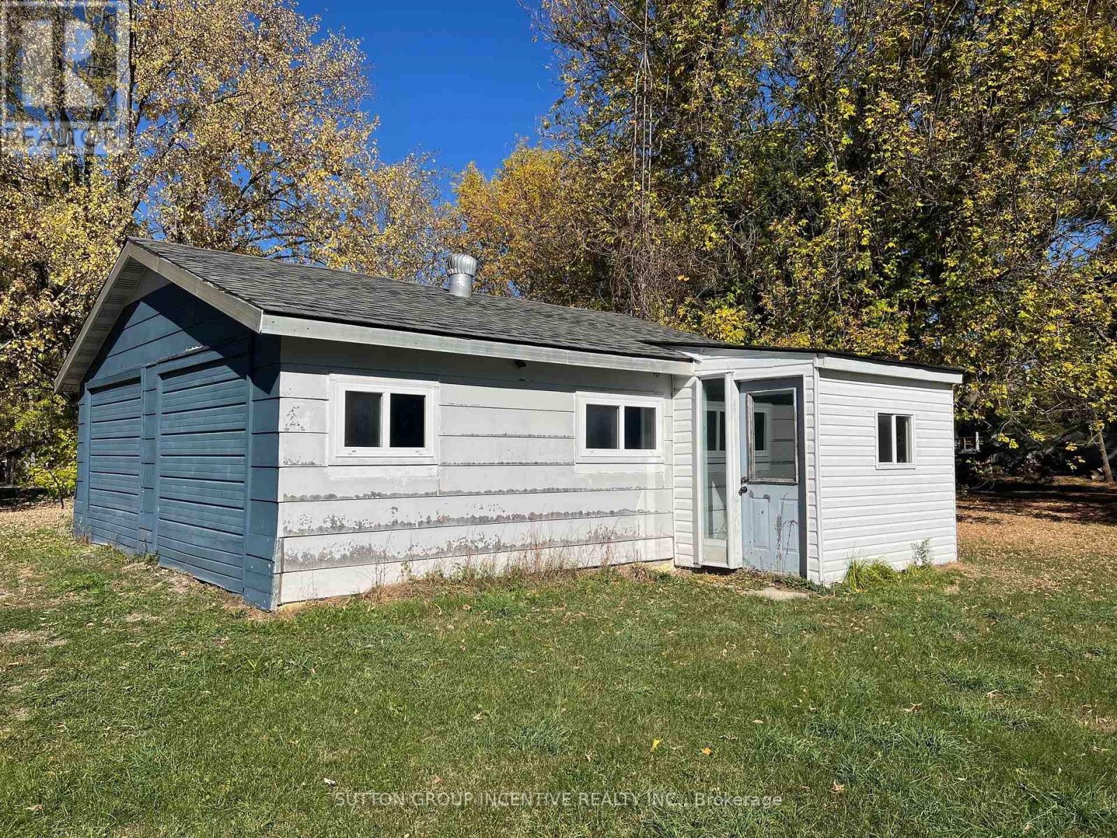 4067 Airport Road Property Photo 2