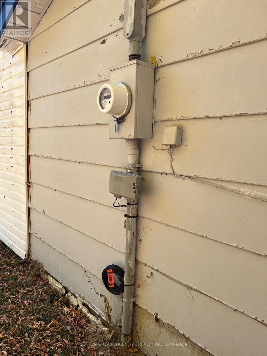 4067 Airport Road Property Photo 3
