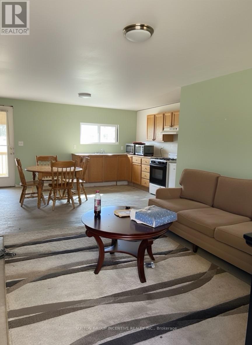 4067 Airport Road Property Photo 9