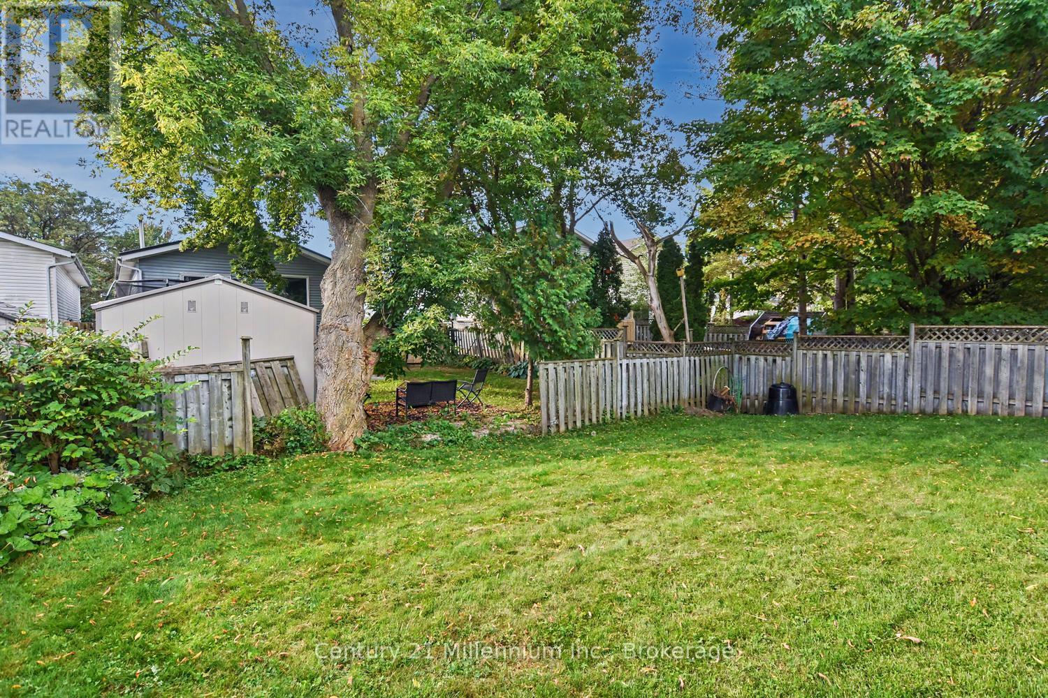 18 Dillon Drive Property Photo 16