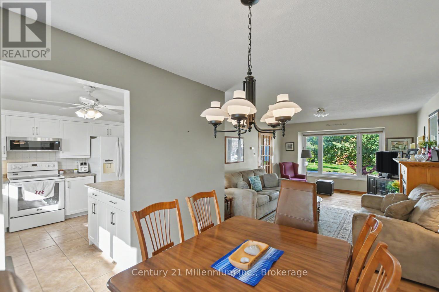 18 Dillon Drive Property Photo 24
