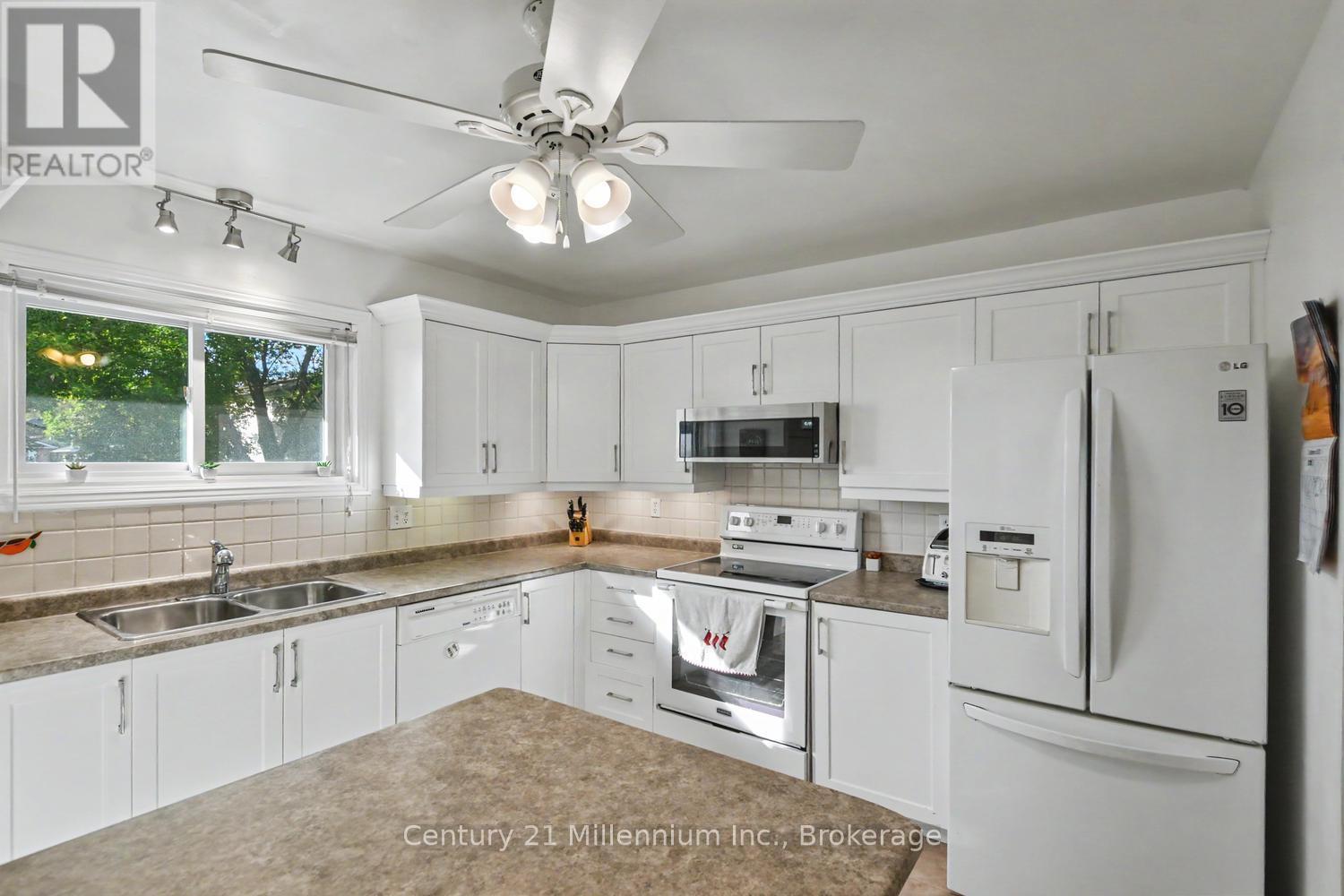 18 Dillon Drive Property Photo 27