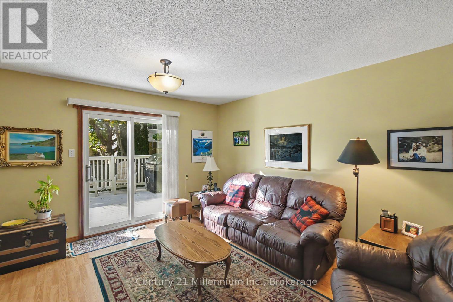 18 Dillon Drive Property Photo 38