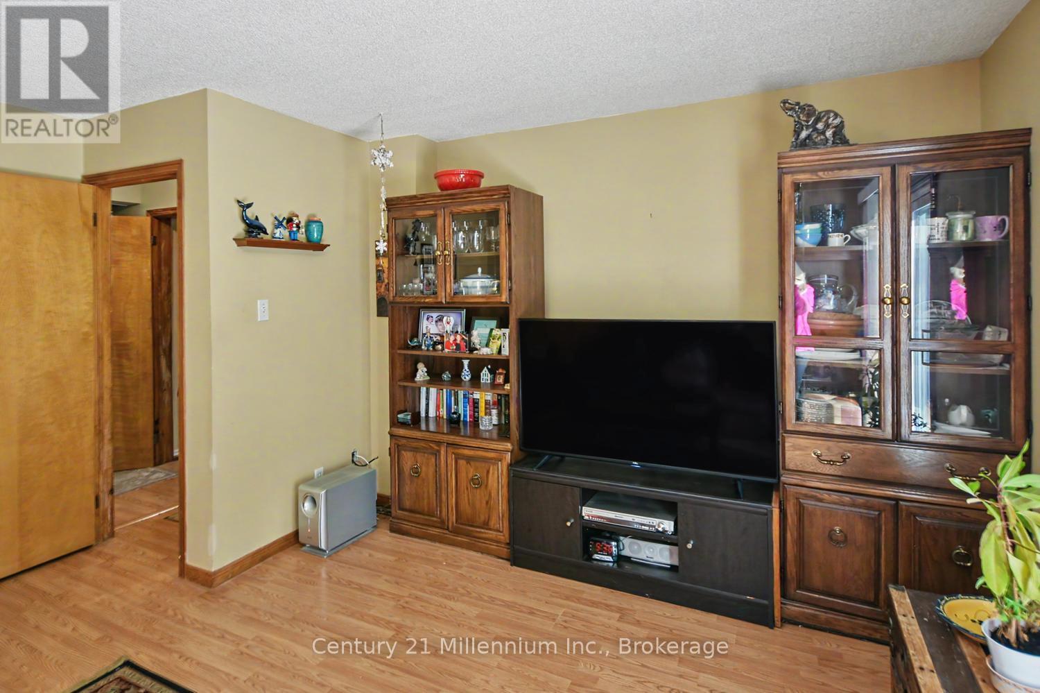 18 Dillon Drive Property Photo 40