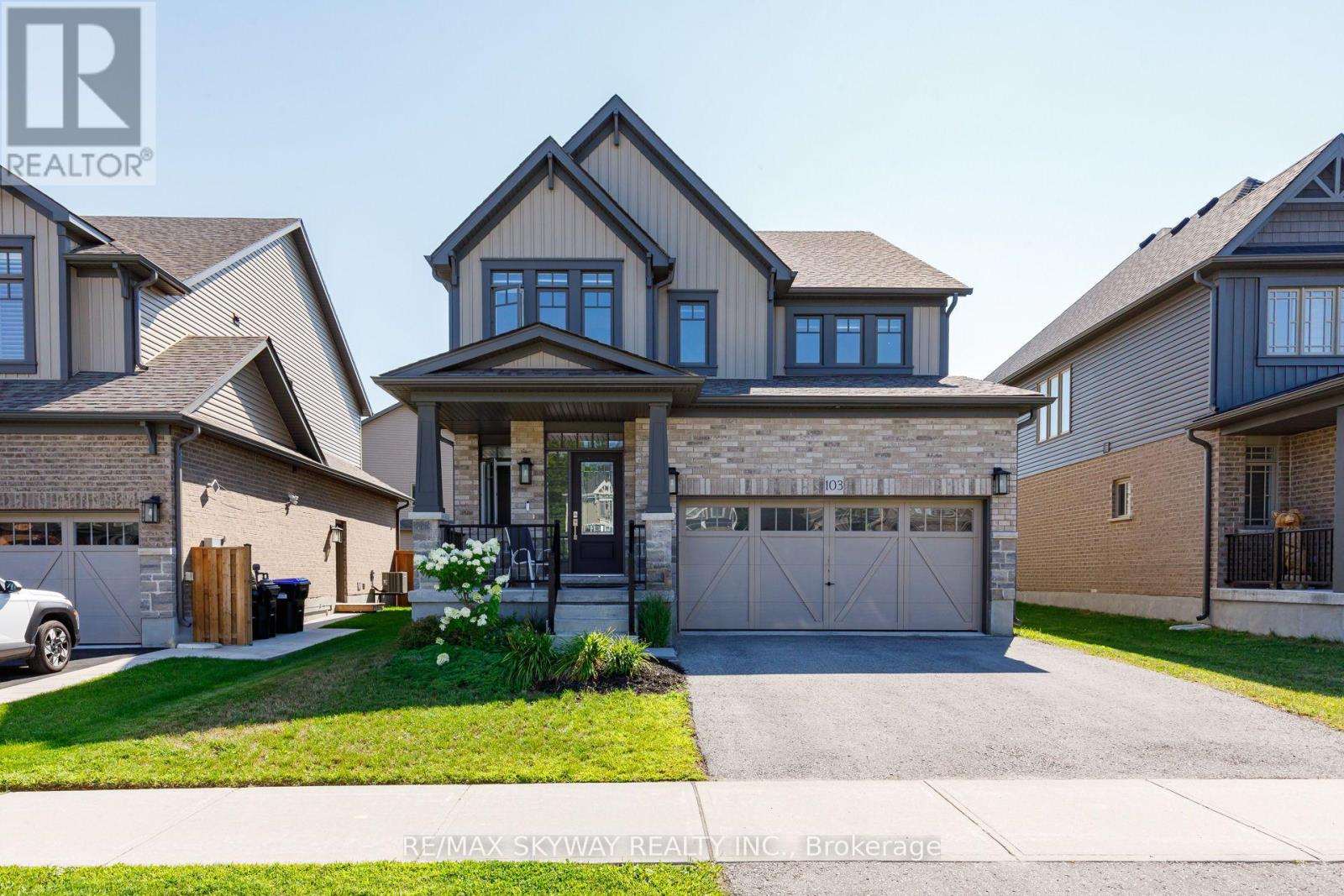 103 Plewes Drive W Photo de la propriété 1