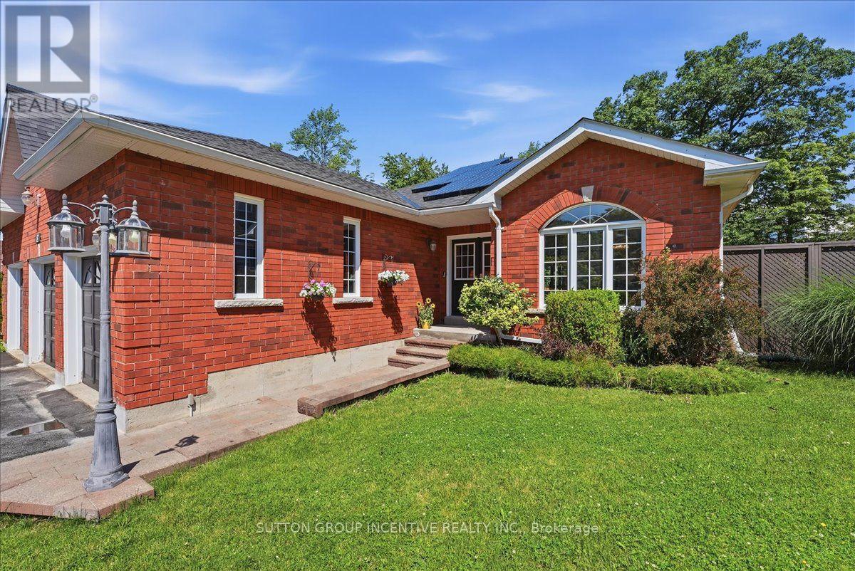 200 Cumming Drive Property Photo 4