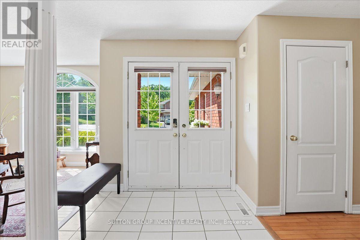 200 Cumming Drive Property Photo 6