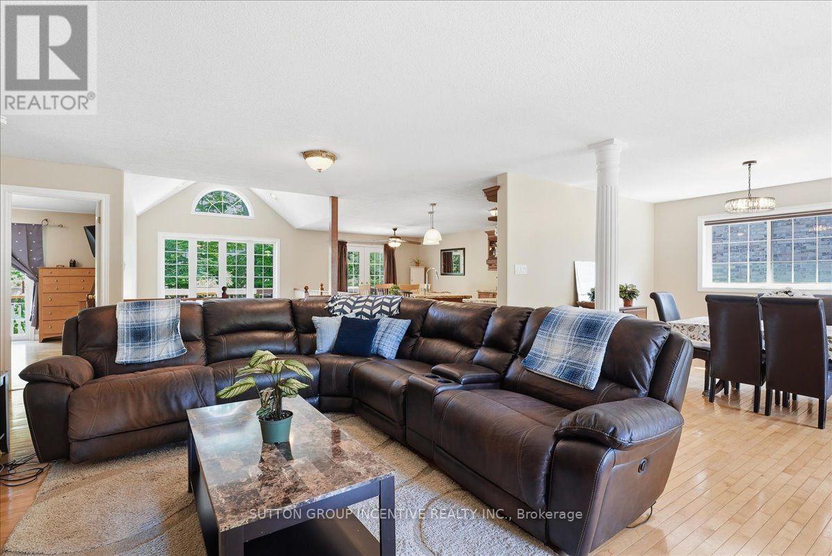200 Cumming Drive Property Photo 12