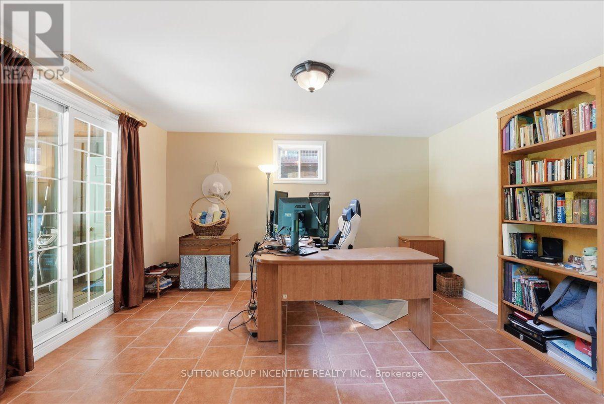 200 Cumming Drive Property Photo 30