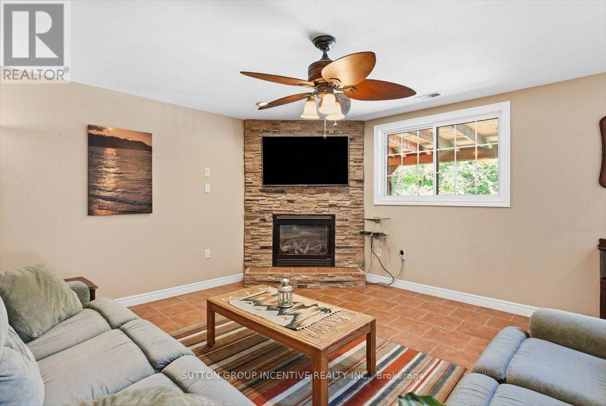 200 Cumming Drive Property Photo 32