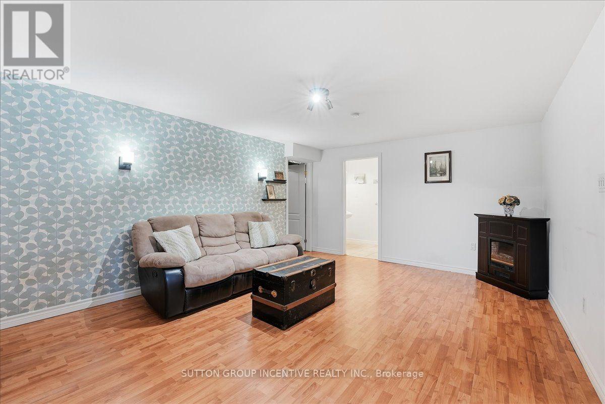 200 Cumming Drive Property Photo 34