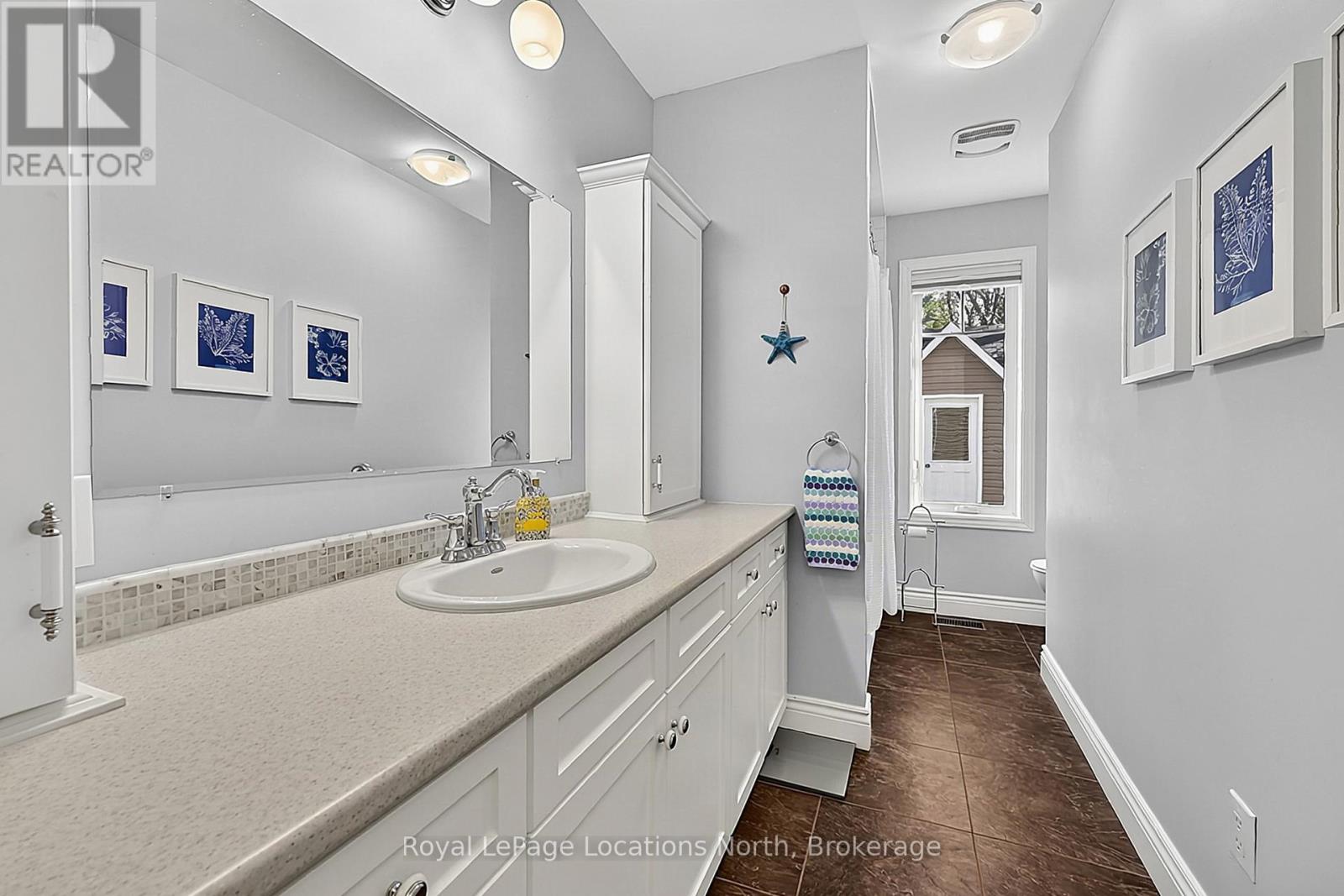 1 Moore Avenue Property Photo 21