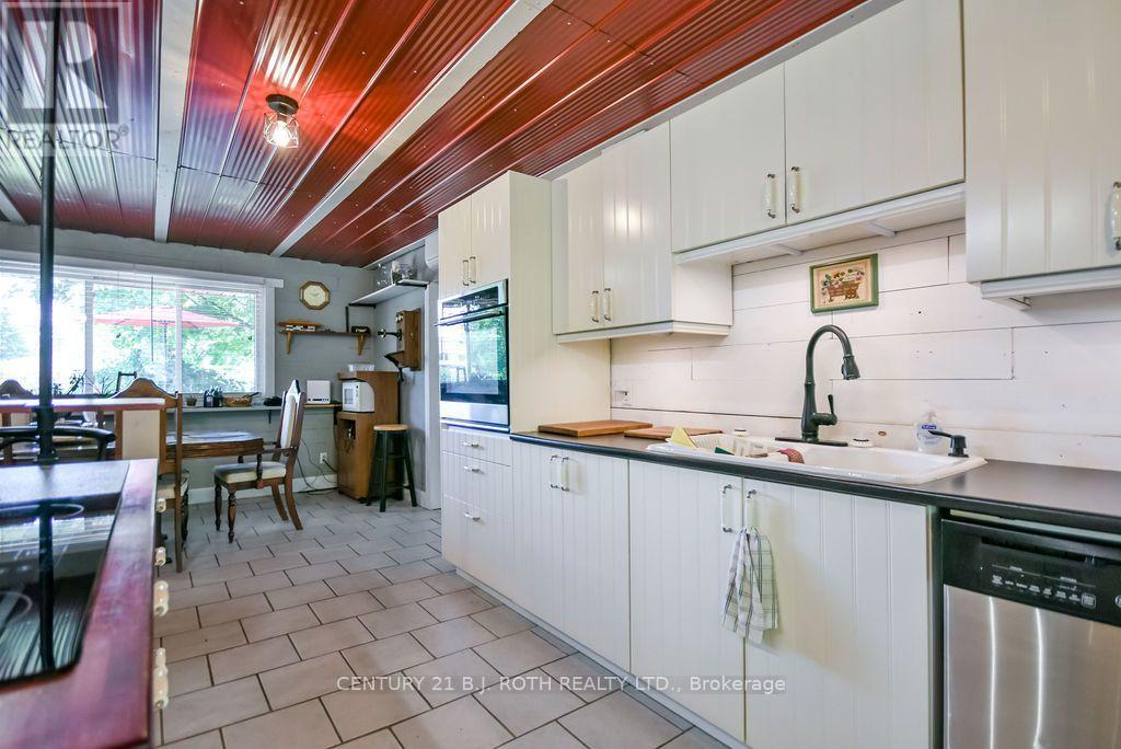 12 Patricia Drive Property Photo 21