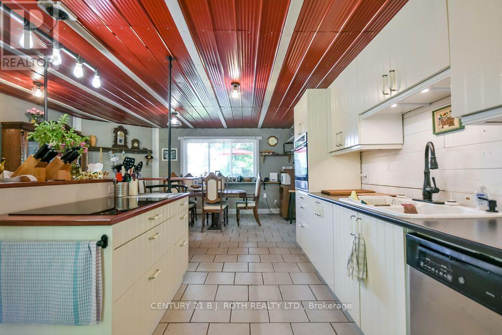 12 Patricia Drive Property Photo 25