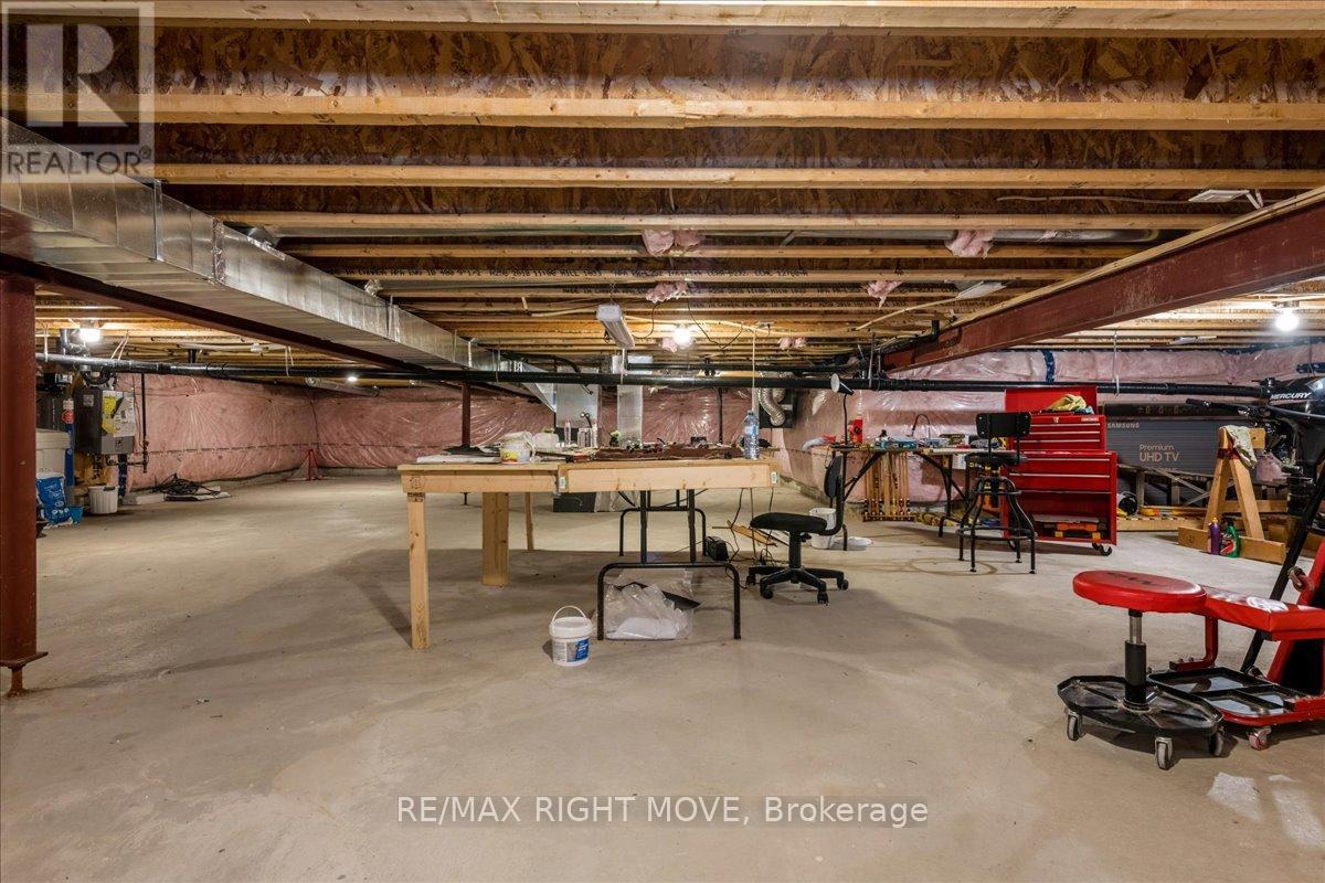 1 Sinclair Crescent Property Photo 23