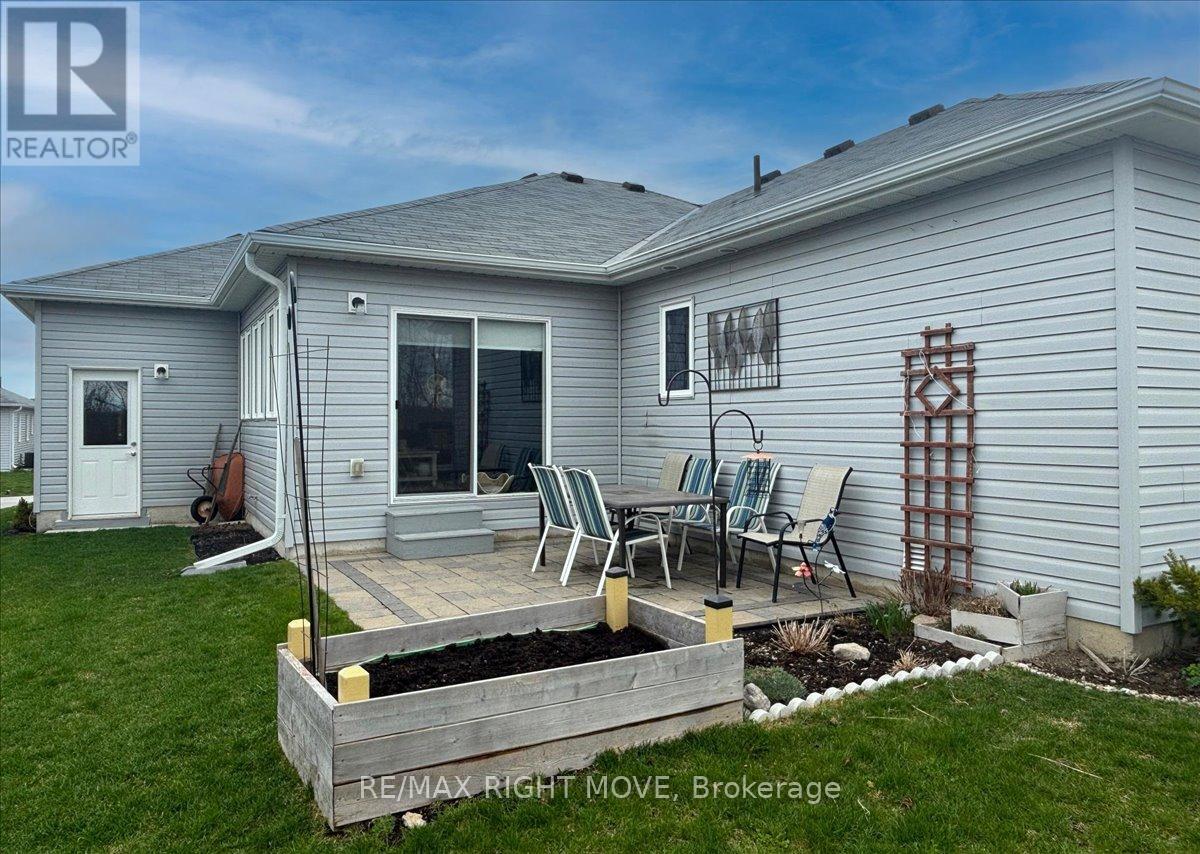 1 Sinclair Crescent Property Photo 24