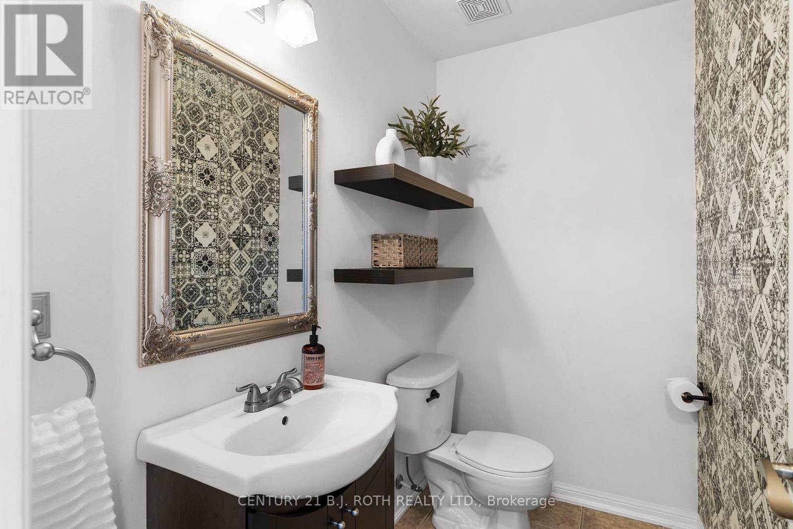 22 Ridwell Street Property Photo 3