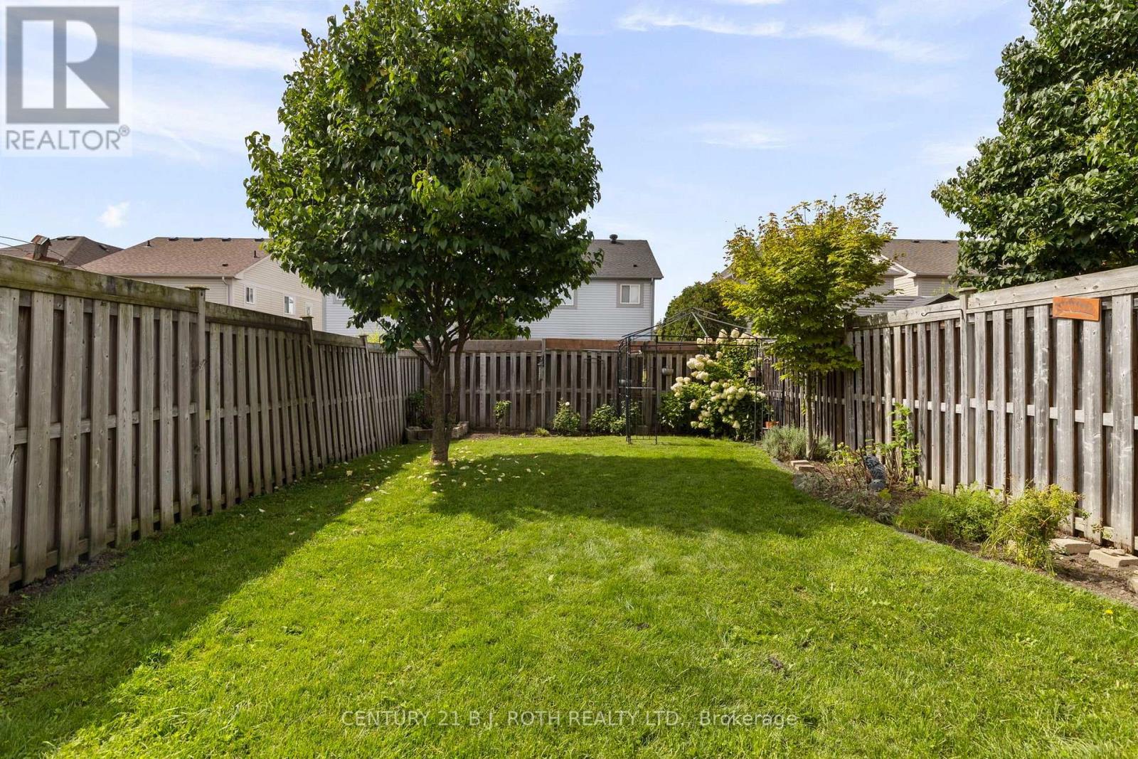 22 Ridwell Street Property Photo 20