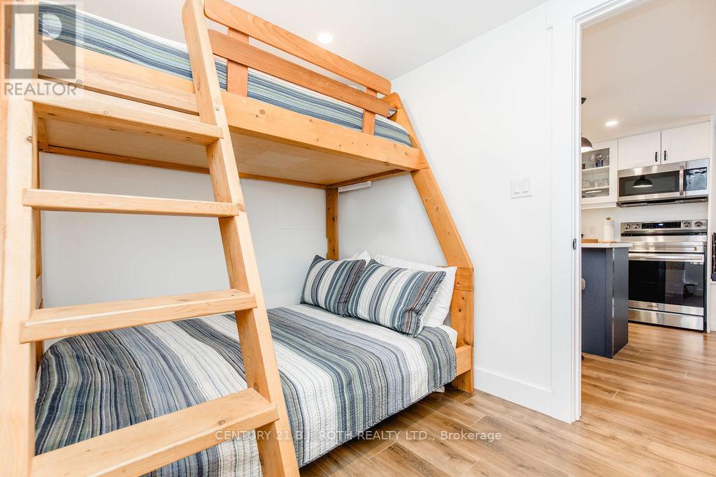 12 Domar Road Property Photo 17