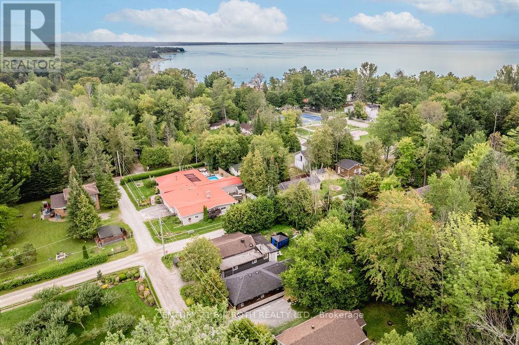 12 Domar Road Property Photo 29