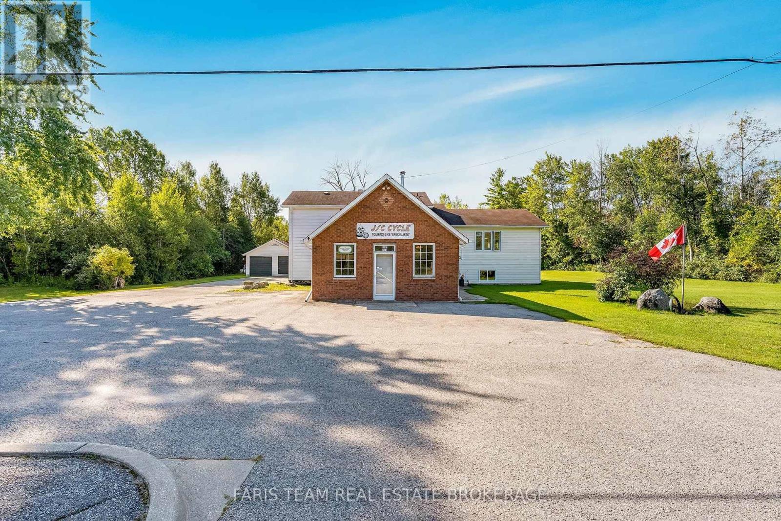 8801 Beachwood Road Property Photo 3