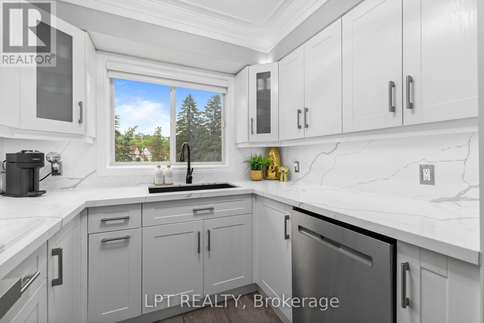1 - 30 Laguna Parkway Property Photo 29
