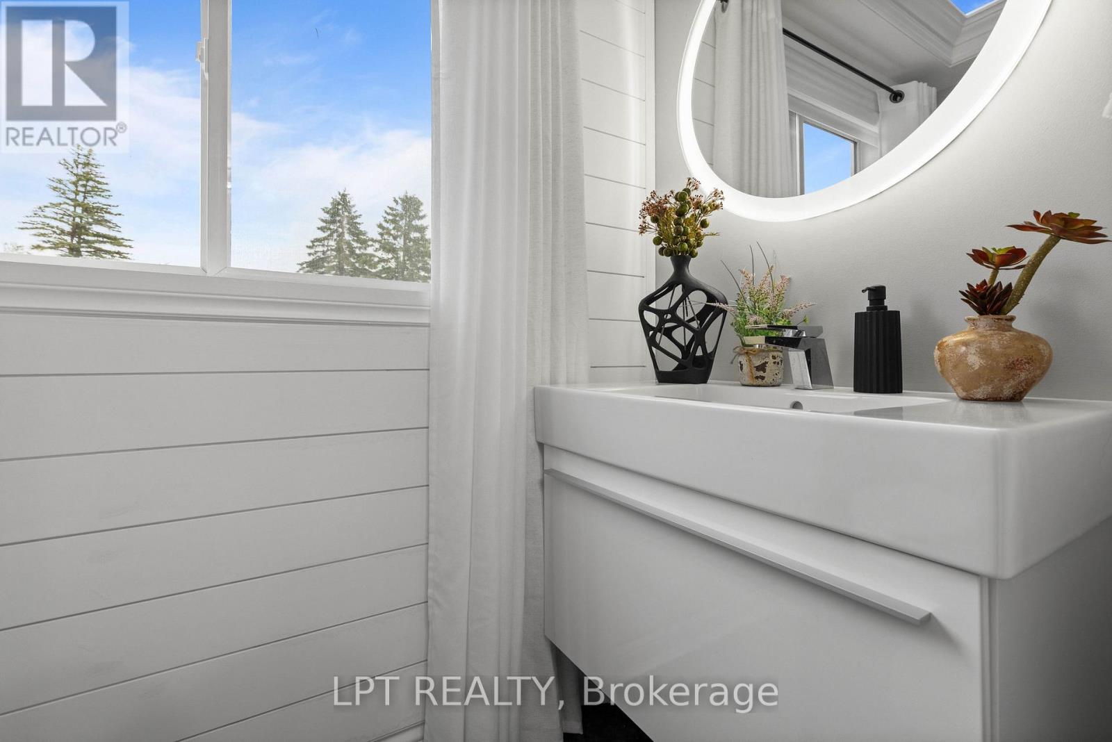 1 - 30 Laguna Parkway Property Photo 31