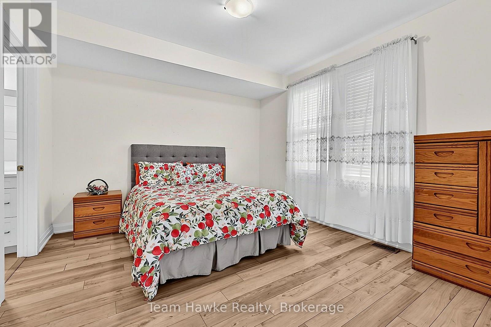 1 Samantha Lane Property Photo 16