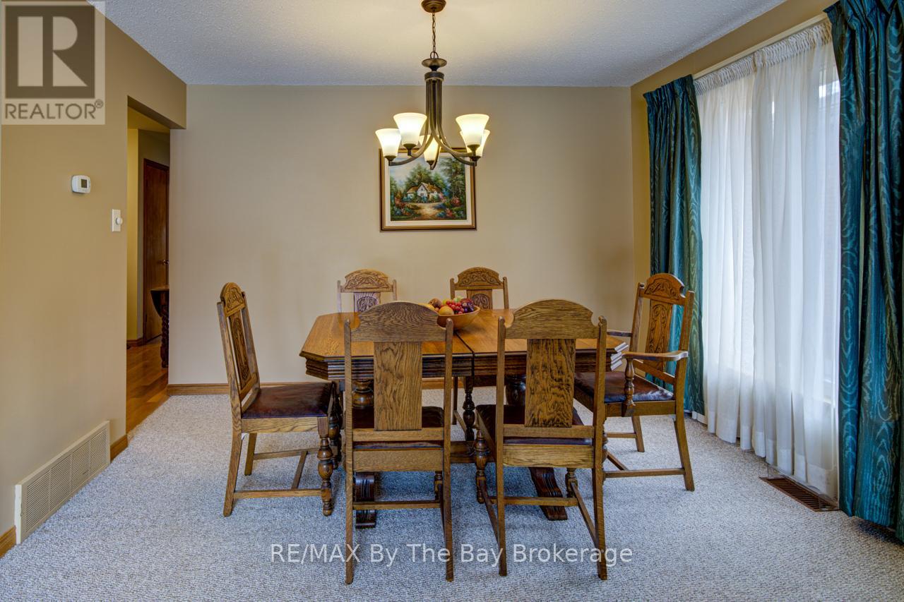 229 Datas Drive E Property Photo 15