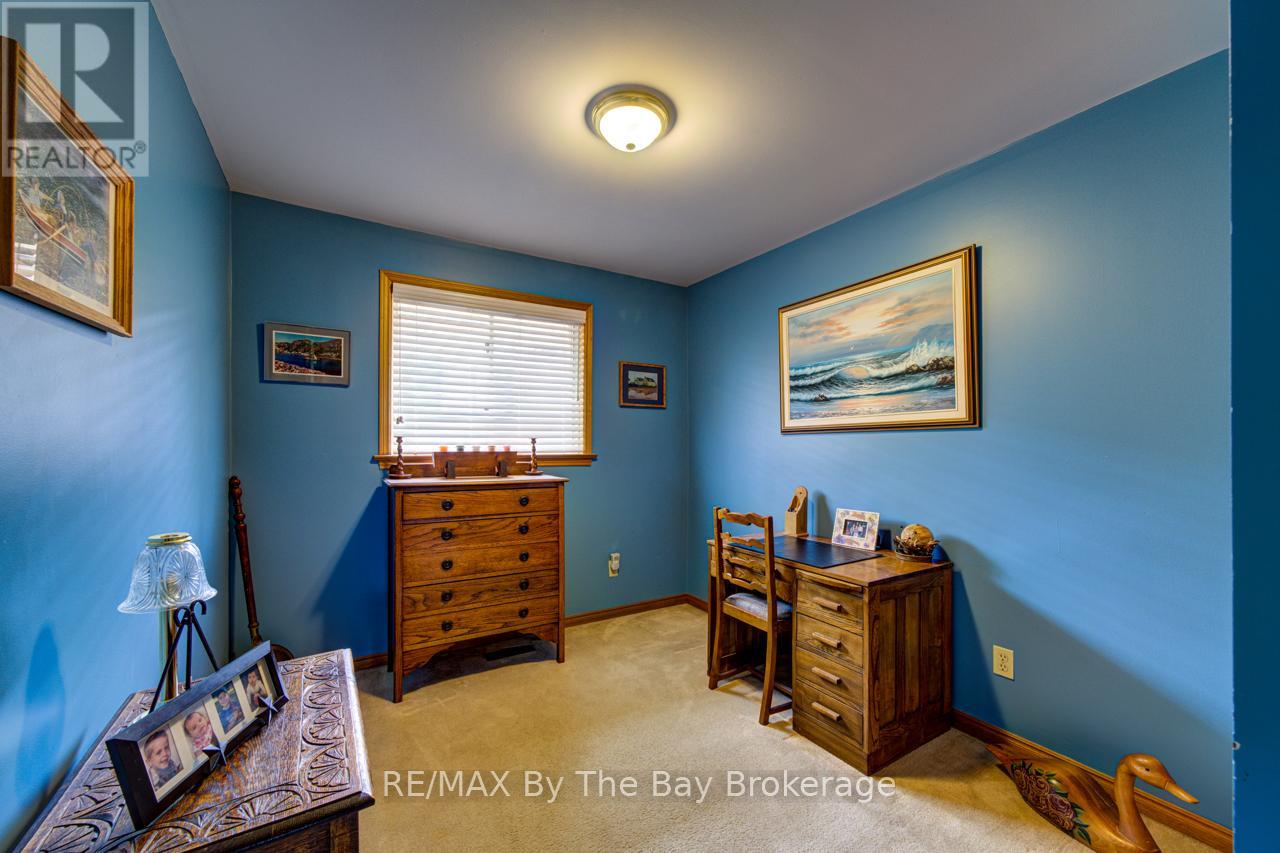229 Datas Drive E Property Photo 19