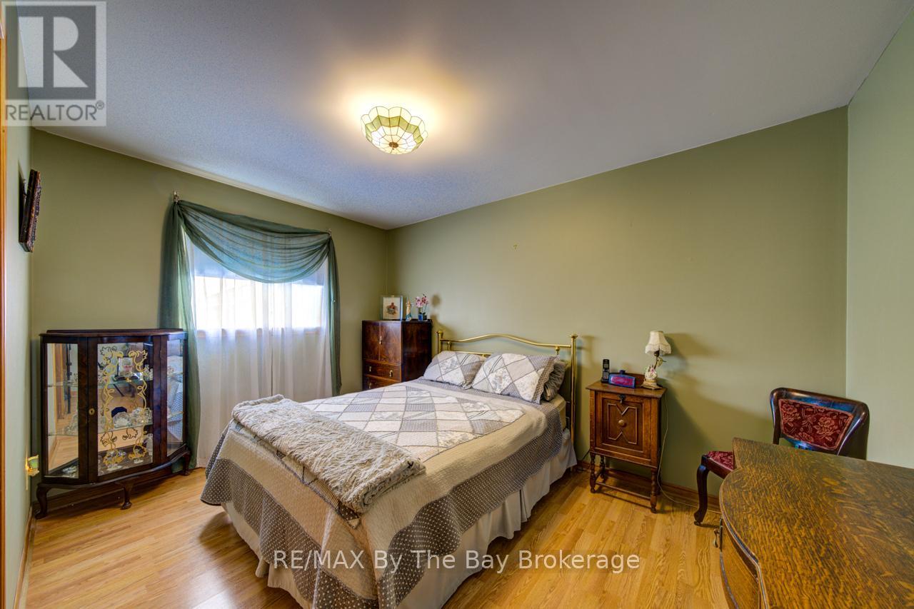 229 Datas Drive E Property Photo 20