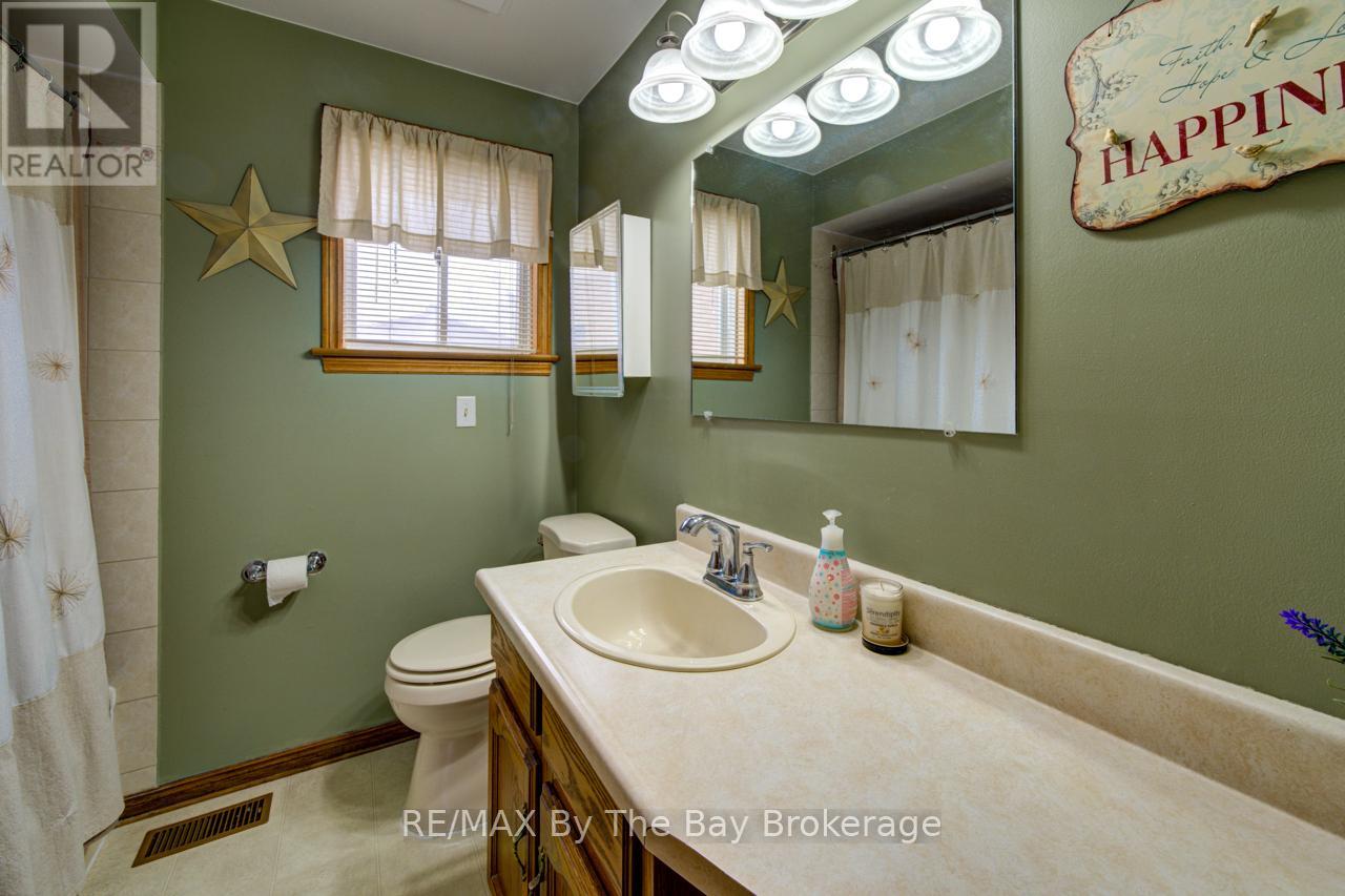 229 Datas Drive E Property Photo 22
