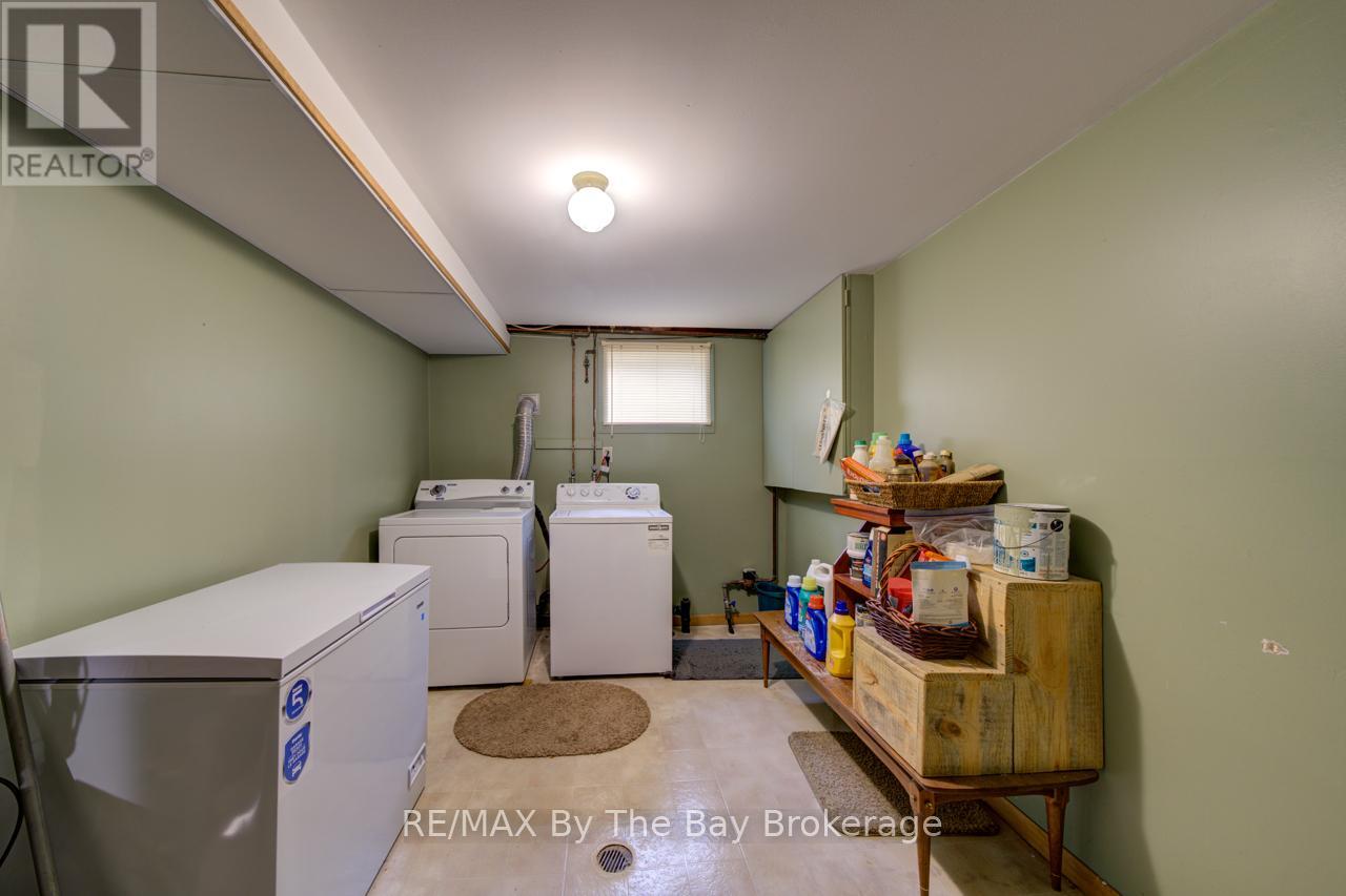 229 Datas Drive E Property Photo 34